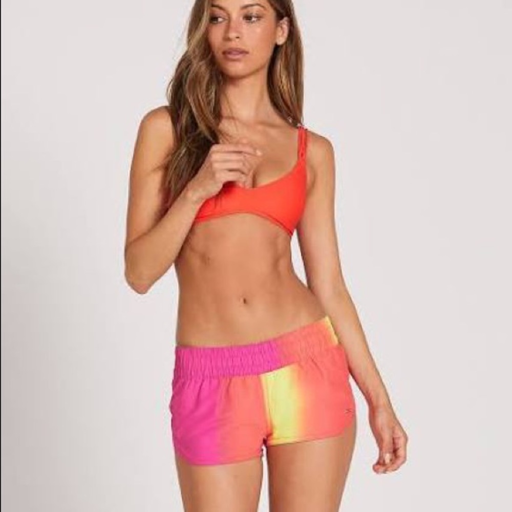 SOLID PEACH volcom board shorts *see pics* 🍑